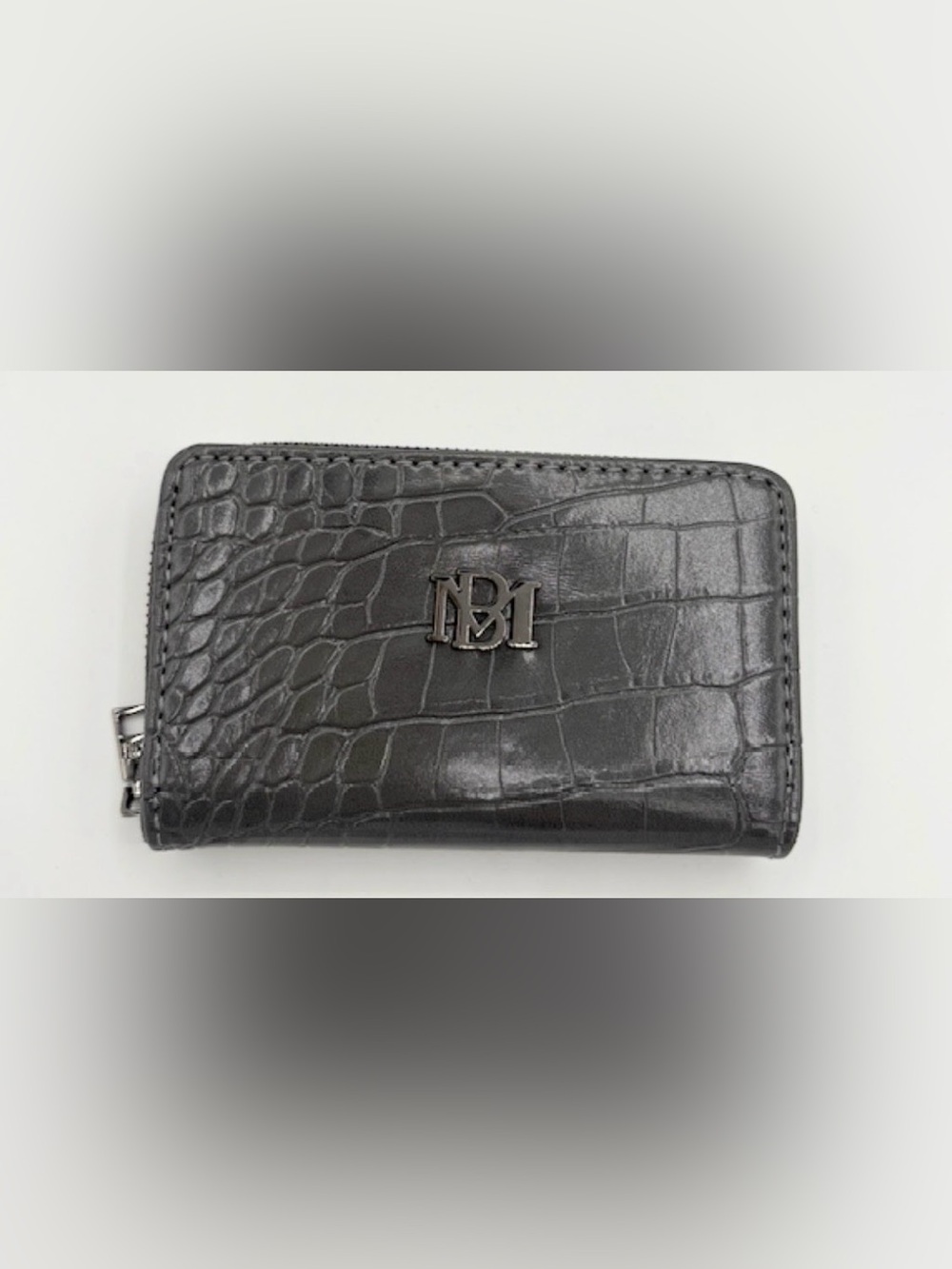 NWT Badgley Mischka Black Croc-Embossed Leather Wallet